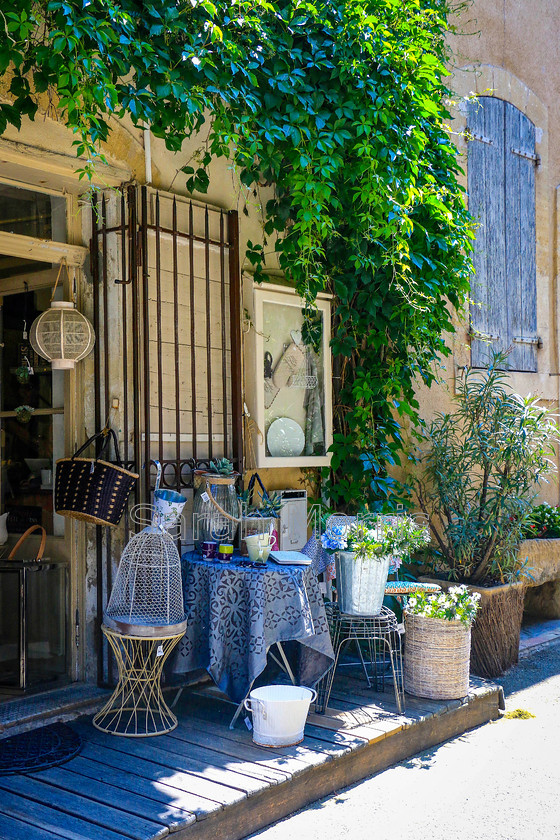 Attractive Shopfront, Provence 
 Attractive shopfront in a sleepy village in Provence 
 Keywords: Attractive, shop, shopfront, sleepy, village, Provence, France